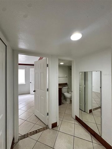 4407 S SEMORAN BOULEVARD 2, Orlando, FL 32822