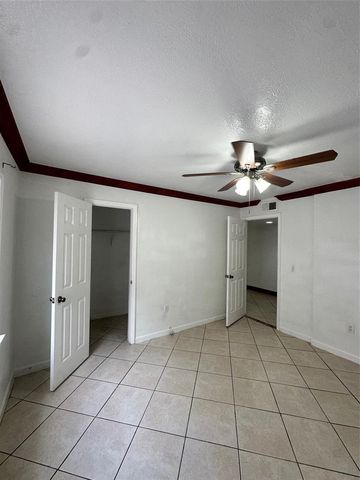 4407 S SEMORAN BOULEVARD 2, Orlando, FL 32822