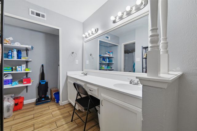 7254 Pineberry Road, Dallas, TX 75249