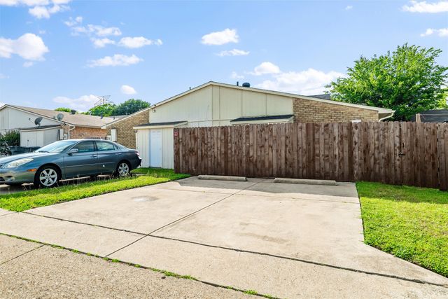 7254 Pineberry Road, Dallas, TX 75249