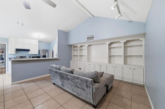 7254 Pineberry Road, Dallas, TX 75249