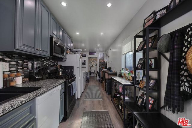 936 N Harper Avenue, West Hollywood, CA 90046