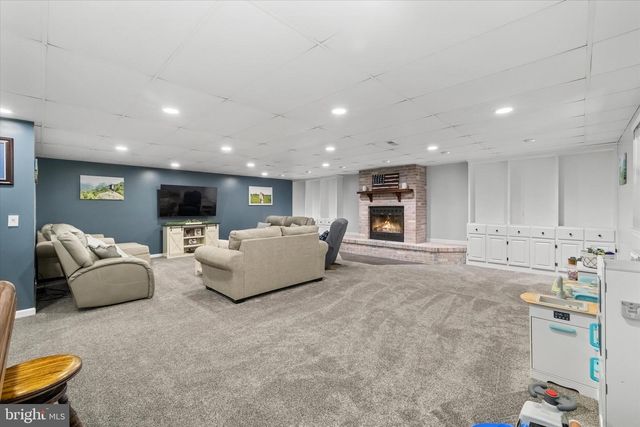 230 RICHARDS FERRY RD, Fredericksburg, VA 22406