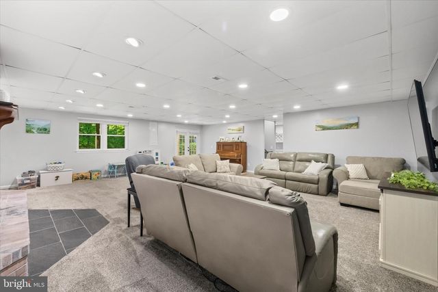 230 RICHARDS FERRY RD, Fredericksburg, VA 22406