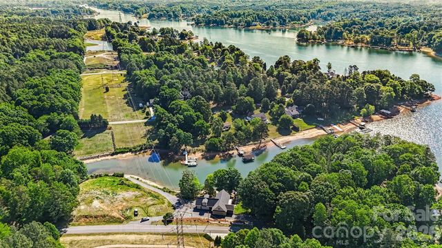 393 Stillwater Road, Troutman, NC 28166
