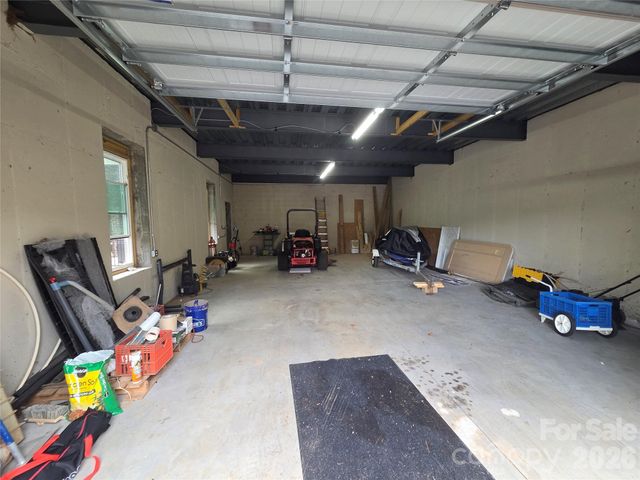 393 Stillwater Road, Troutman, NC 28166