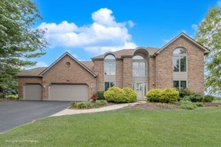 420 Fairway View Drive, Algonquin, IL 60102