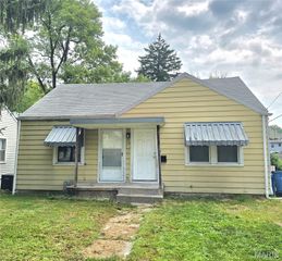 4021 Alby Street, Alton, IL 62002
