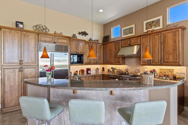 80460 Torreon Way, La Quinta, CA 92253