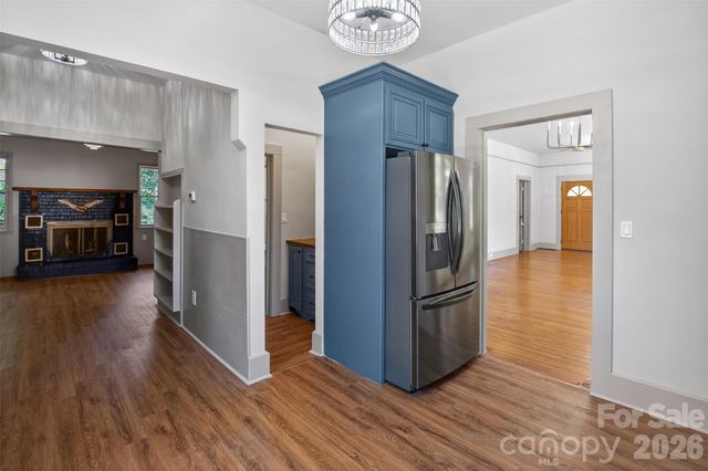 32 Pinecrest Avenue, Great Falls, SC 29055