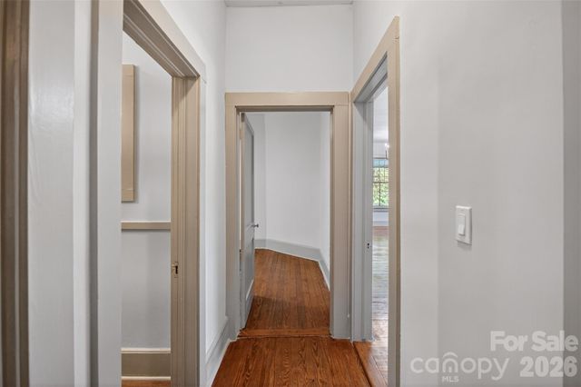 32 Pinecrest Avenue, Great Falls, SC 29055