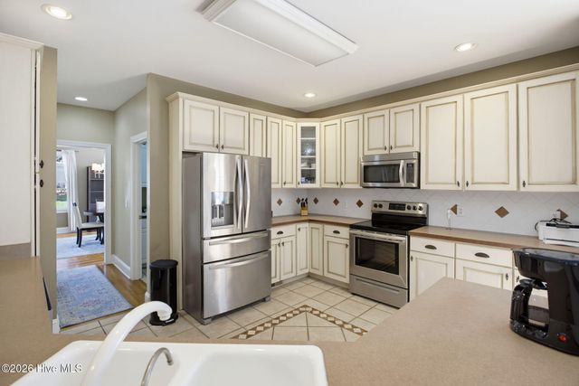 8117 Mason Ridge Lane, Wilmington, NC 28409