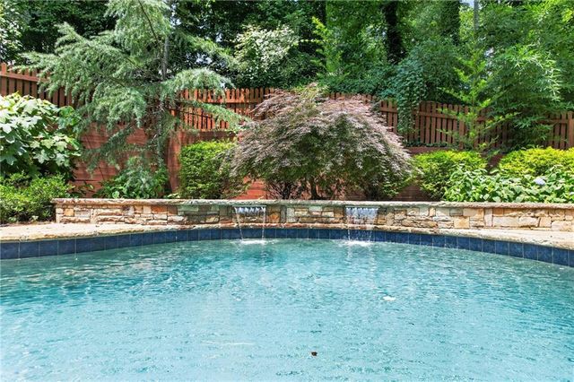 3025 Oaktree Landing NE, Marietta, GA 30066