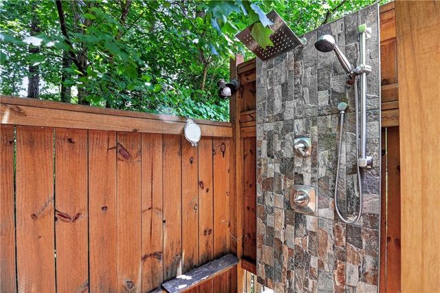 3025 Oaktree Landing NE, Marietta, GA 30066