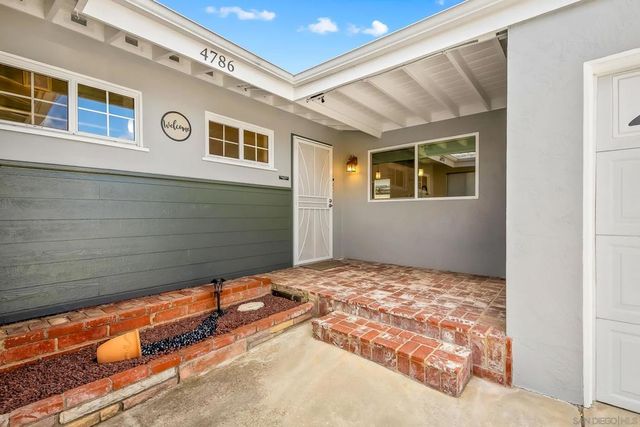 4786 Monongahela, San Diego, CA 92117