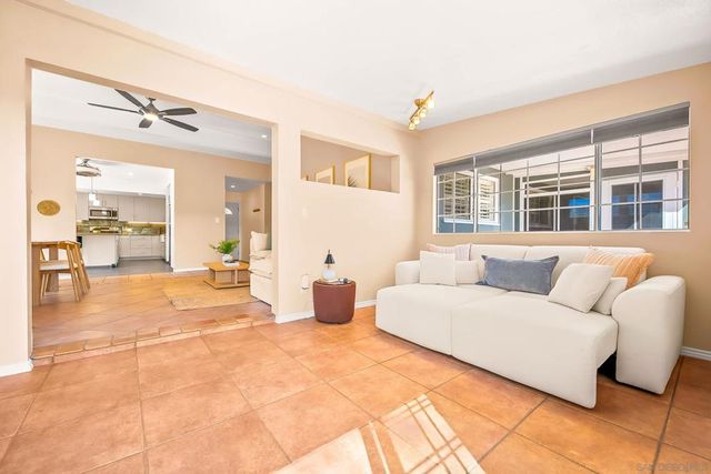 4786 Monongahela, San Diego, CA 92117