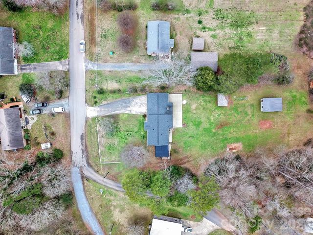 211 Valleydale Drive, Gastonia, NC 28056