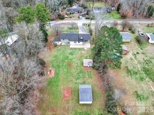 211 Valleydale Drive, Gastonia, NC 28056