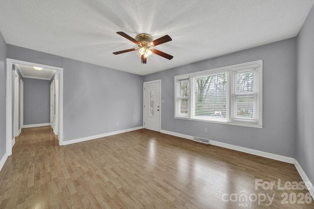 211 Valleydale Drive, Gastonia, NC 28056