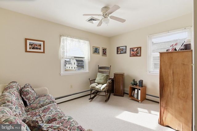 329 W 5TH ST, Ship Bottom, NJ 08008