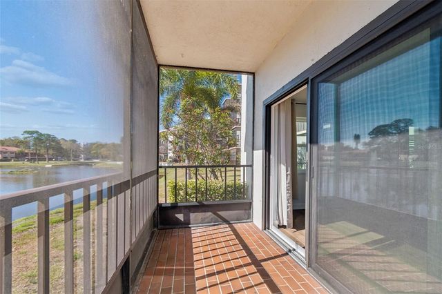 8199 TERRACE GARDEN DRIVE N 114, St Petersburg, FL 33709