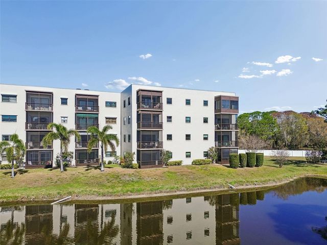 8199 TERRACE GARDEN DRIVE N 114, St Petersburg, FL 33709