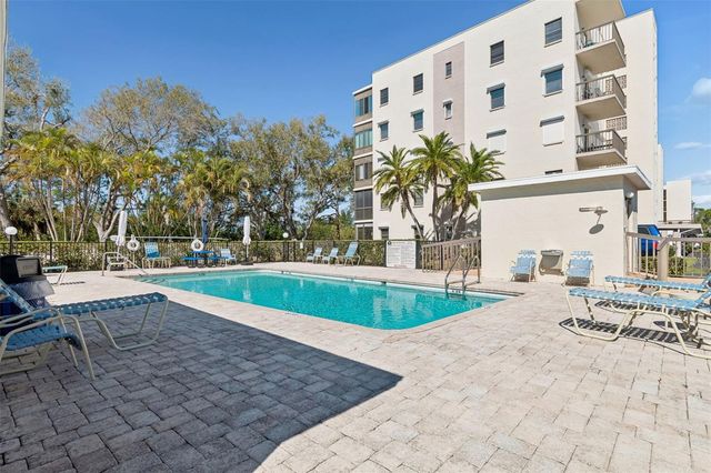 8199 TERRACE GARDEN DRIVE N 114, St Petersburg, FL 33709