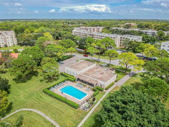 8199 TERRACE GARDEN DRIVE N 114, St Petersburg, FL 33709