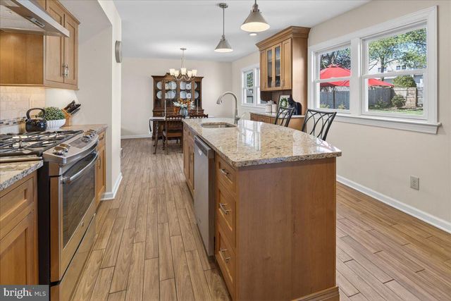 12 TIGERS CT, Hamilton, NJ 08619