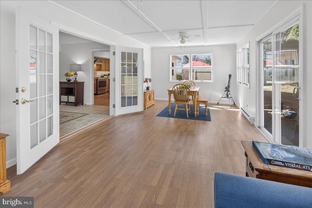 12 TIGERS CT, Hamilton, NJ 08619