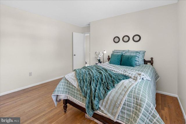 12 TIGERS CT, Hamilton, NJ 08619