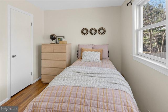 12 TIGERS CT, Hamilton, NJ 08619