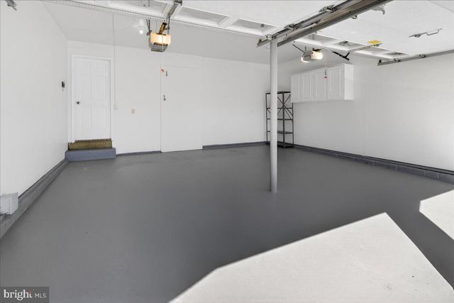 12 TIGERS CT, Hamilton, NJ 08619