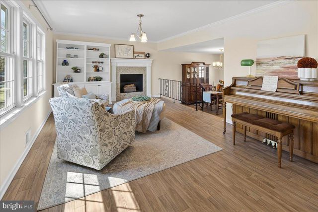 12 TIGERS CT, Hamilton, NJ 08619