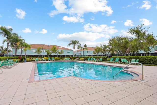 1326 TWILRIDGE PLACE, Brandon, FL 33511