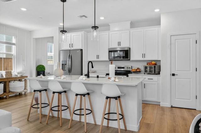 10196 N Solvita Way, Elk Grove, CA 95757