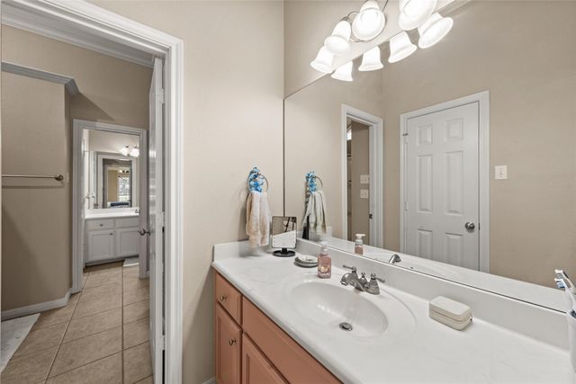 202 Daybreak Way, Waco, TX 76657