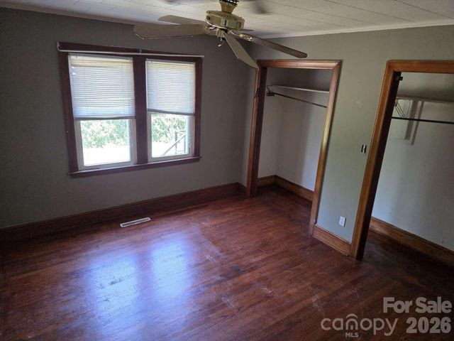 744 Pleasant Hill Road, Lenoir, NC 28645