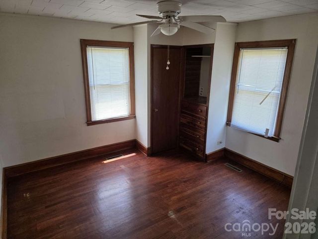 744 Pleasant Hill Road, Lenoir, NC 28645