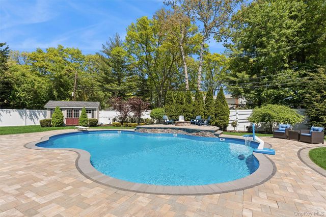17 Erita Lane, Smithtown, NY 11787