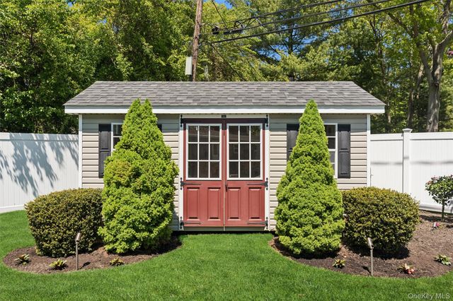 17 Erita Lane, Smithtown, NY 11787