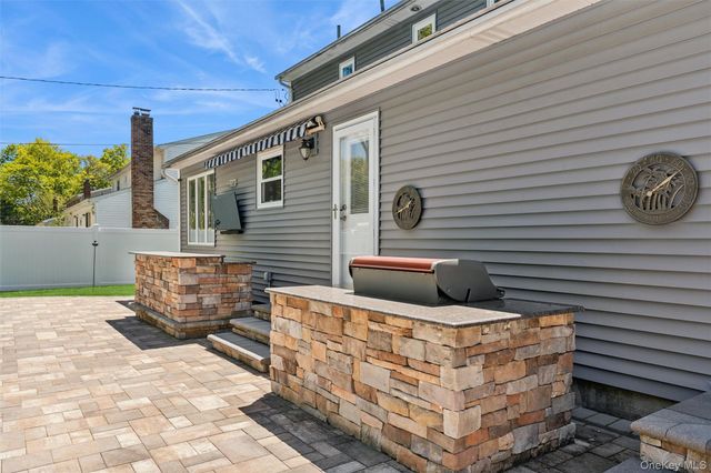 17 Erita Lane, Smithtown, NY 11787