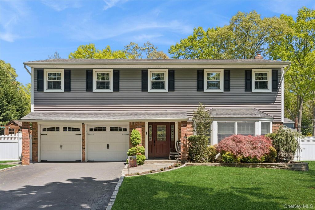 17 Erita Lane, Smithtown, NY 11787