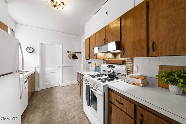 69 Pinewoods Avenue, Troy, NY 12180