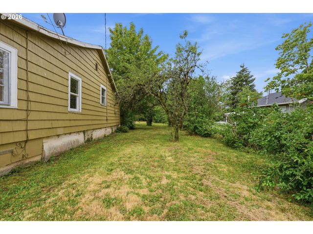 2121 Se 89TH Ave, Portland, OR 97216