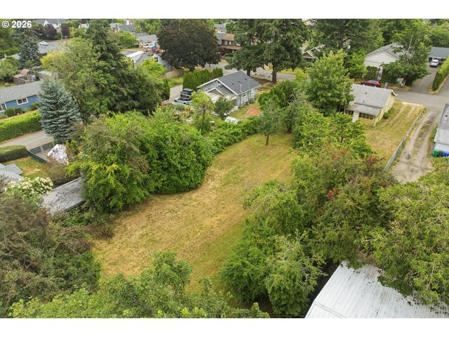 2121 Se 89TH Ave, Portland, OR 97216