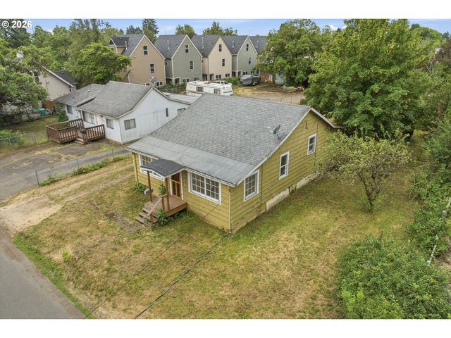 2121 Se 89TH Ave, Portland, OR 97216