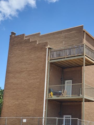 303 W Hickory Street 3, Denton, TX 76201