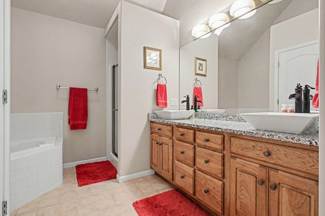 68995 Eagle Cove Court, Ontwa Twp, MI 49112