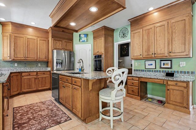 68995 Eagle Cove Court, Ontwa Twp, MI 49112
